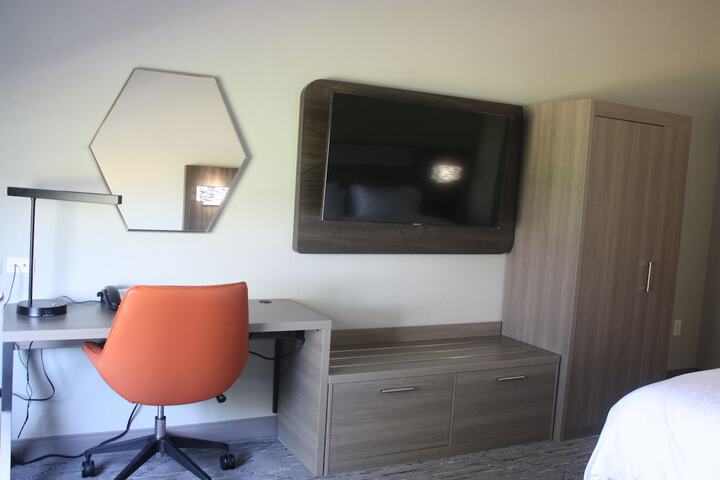 Holiday Inn Express Hotel & Suites Shamrock North by IHG