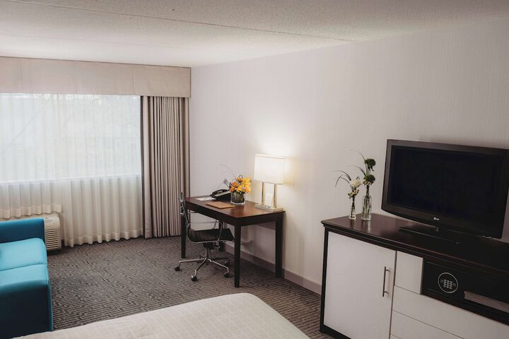Somerset Inn WorldHotels Distinctive