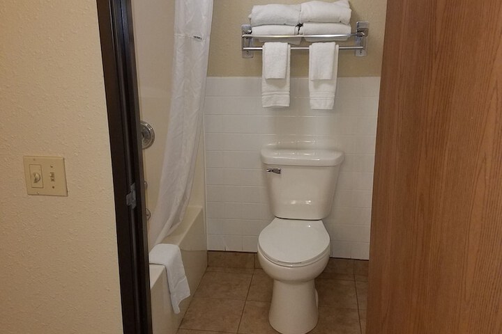 AmericInn by Wyndham Menomonie