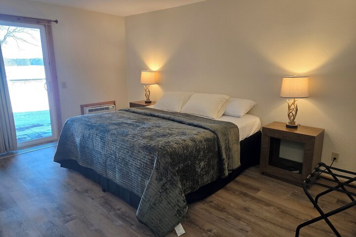 Timber Inn