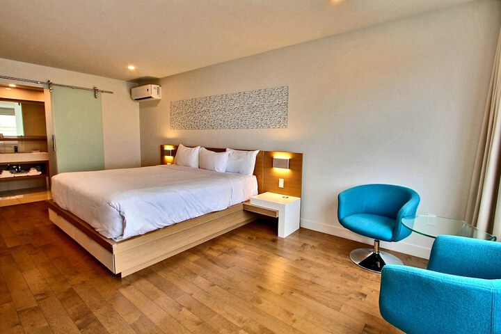 Room 29 of 112