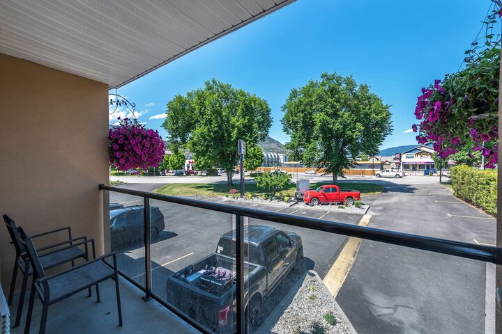 Sahara Courtyard Inn Penticton