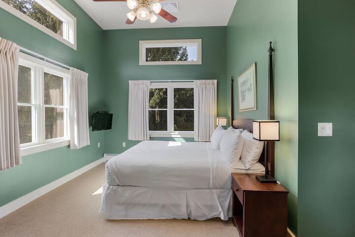 The Palmer House Resort an Ascend Collection Hotel