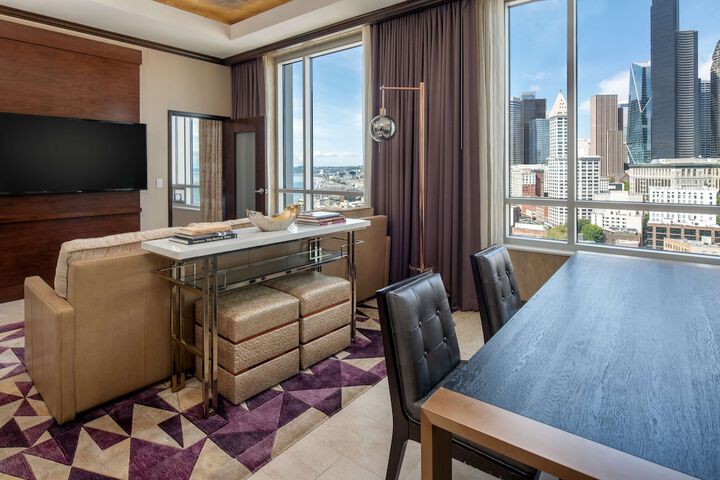 Embassy Suites by Hilton Seattle Downtown Pioneer Square