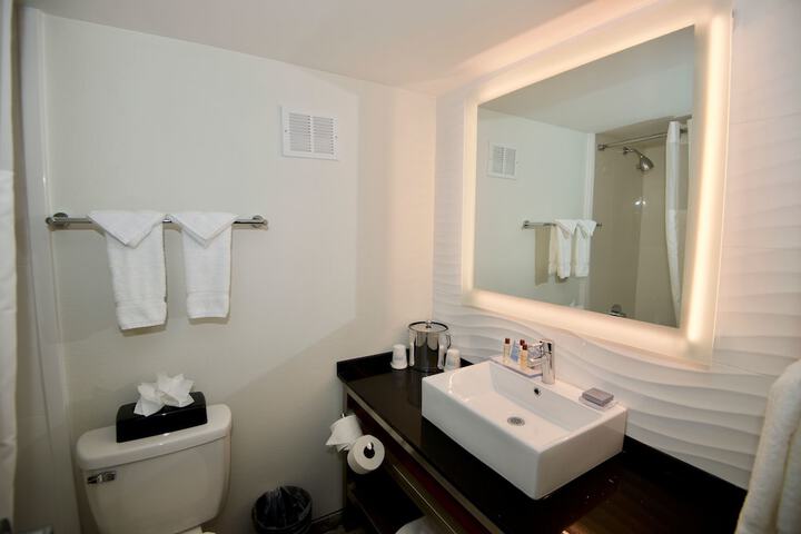 Room 21 of 45