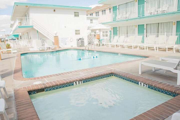 Pool 18 of 111