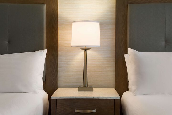 Room 32 of 53