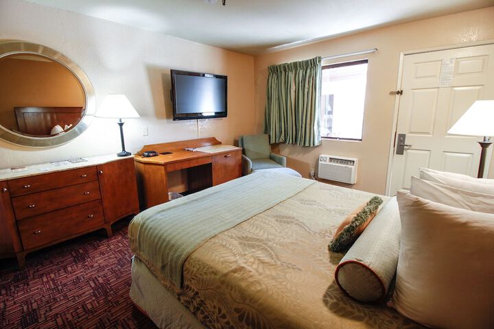 Room 19 of 34