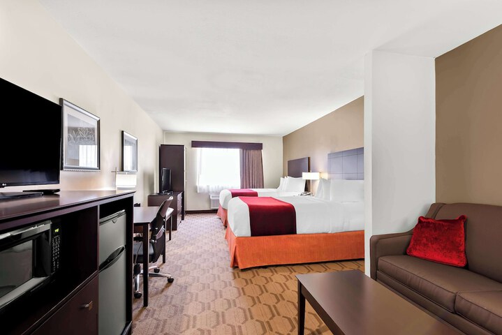 Room 15 of 37
