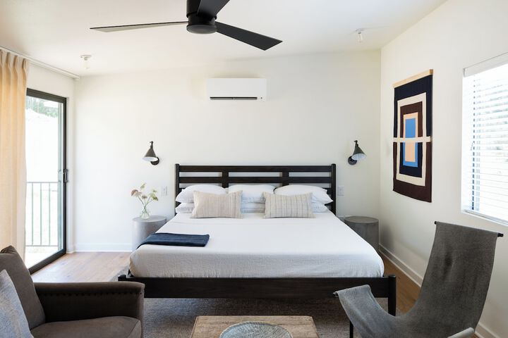 Room 12 of 15