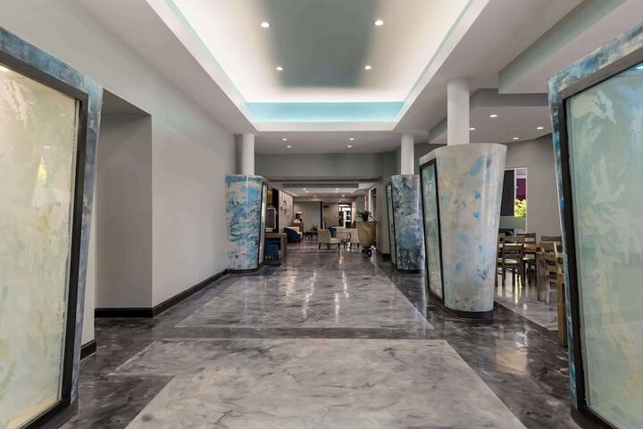 Hotel Interior 19 of 34