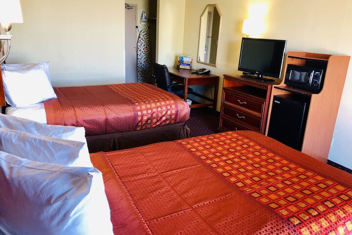 Room 18 of 22