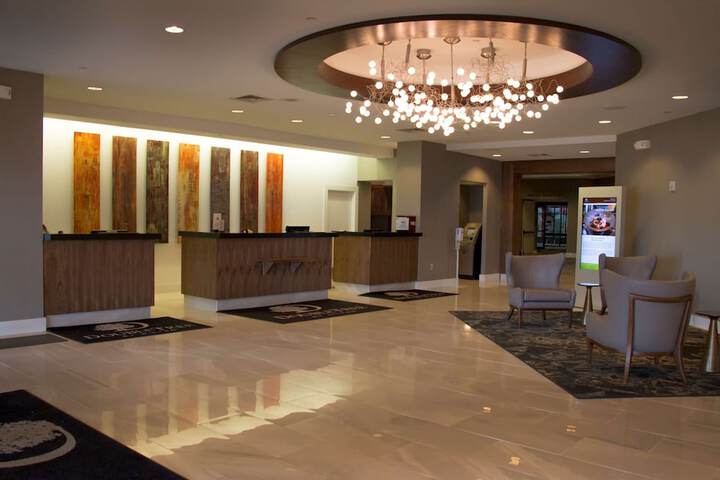 Hotel Interior 8 of 33