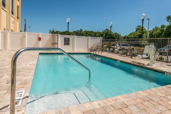 Pool 6 of 48