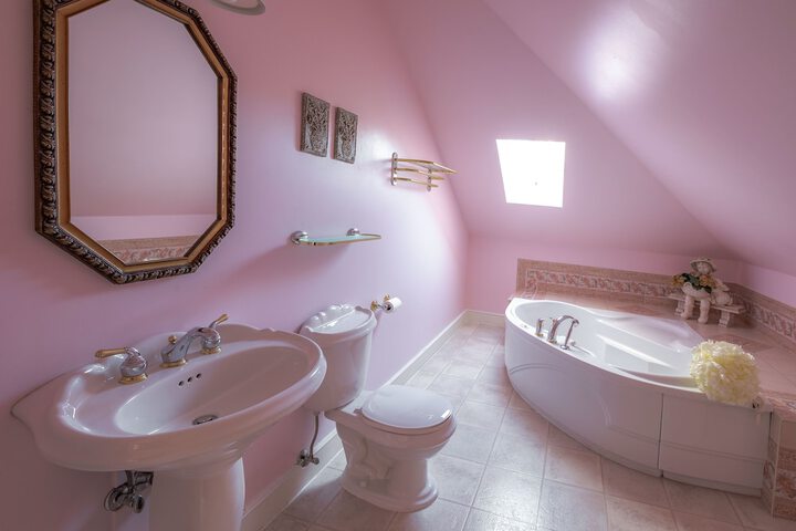 Room 47 of 54