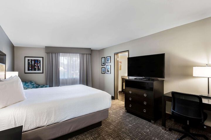 Room 15 of 30