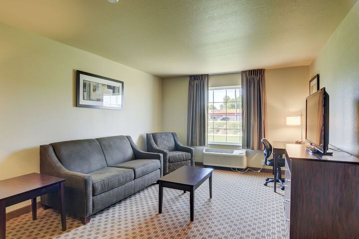 Room 32 of 46