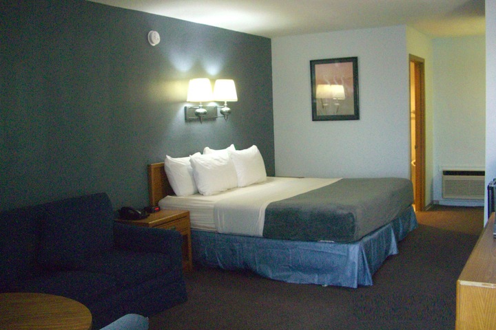 Room 22 of 39