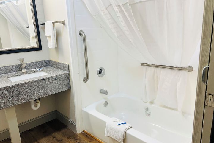 Rosewood Inn by OYO Union City I-69