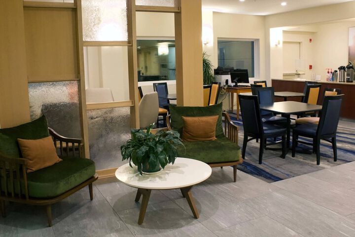 Hotel Interior 5 of 19