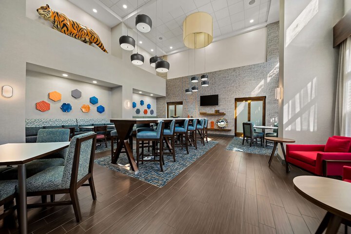 Hampton Inn Suites Opelika I85 Auburn Area