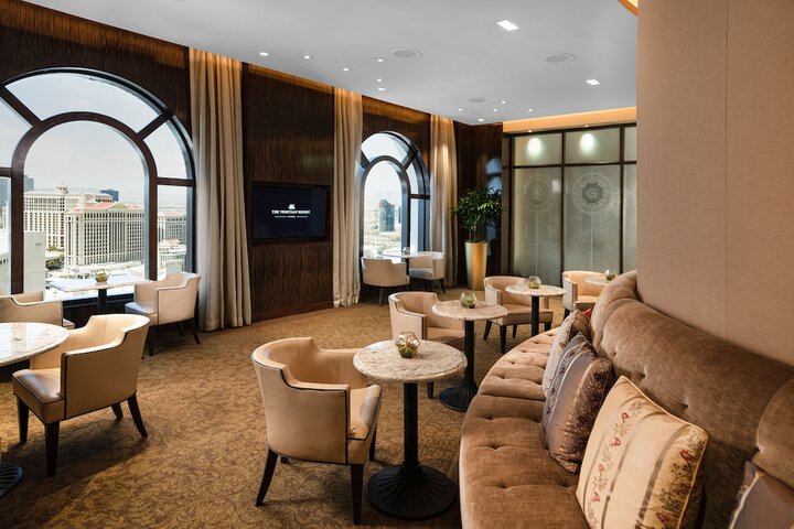 Lounge 97 of 114