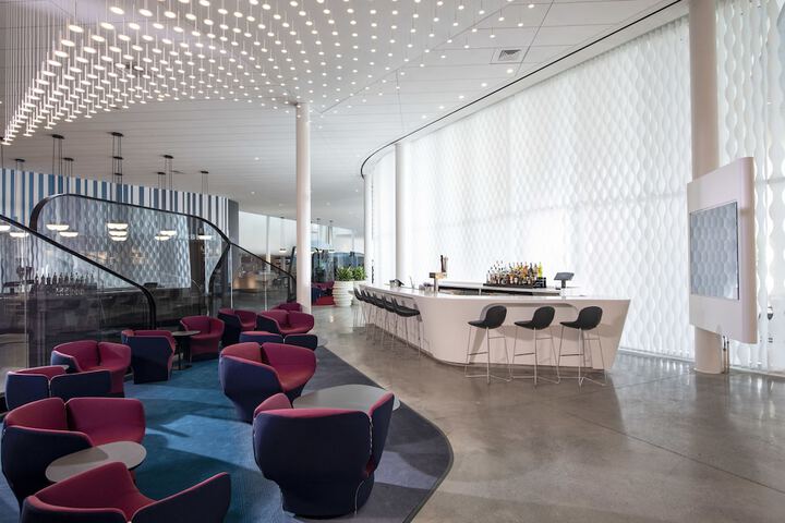Lounge 57 of 62