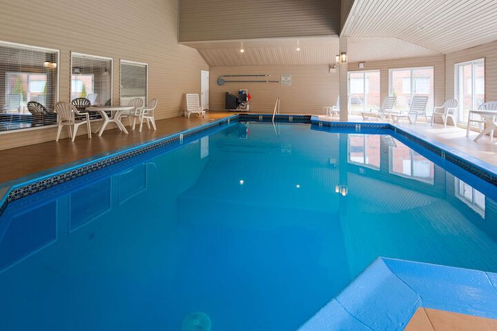 Pool 4 of 16