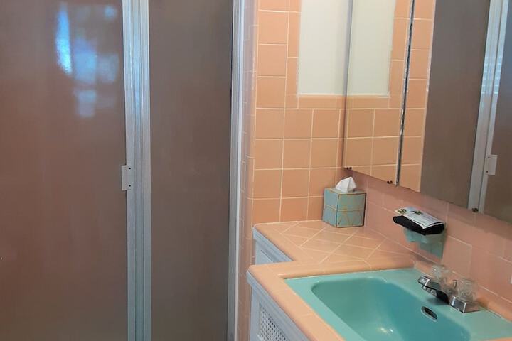 Room 109 of 177