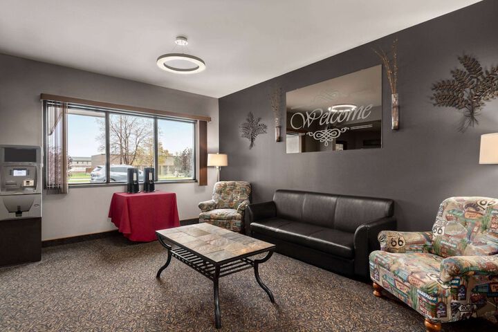 Travelodge by Wyndham Brandon