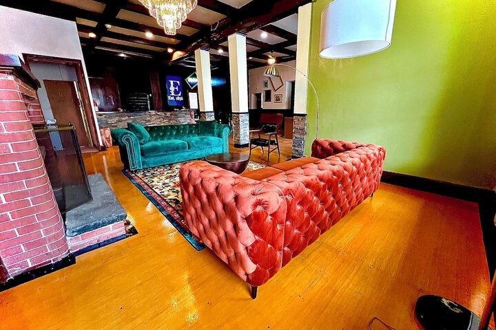 The Fallon Hotel