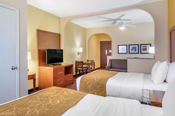 Room 14 of 25