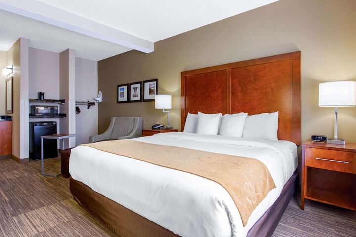 Room 30 of 67