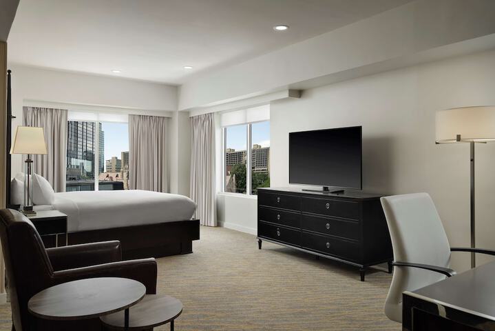 The Inn at Penn a Hilton Hotel