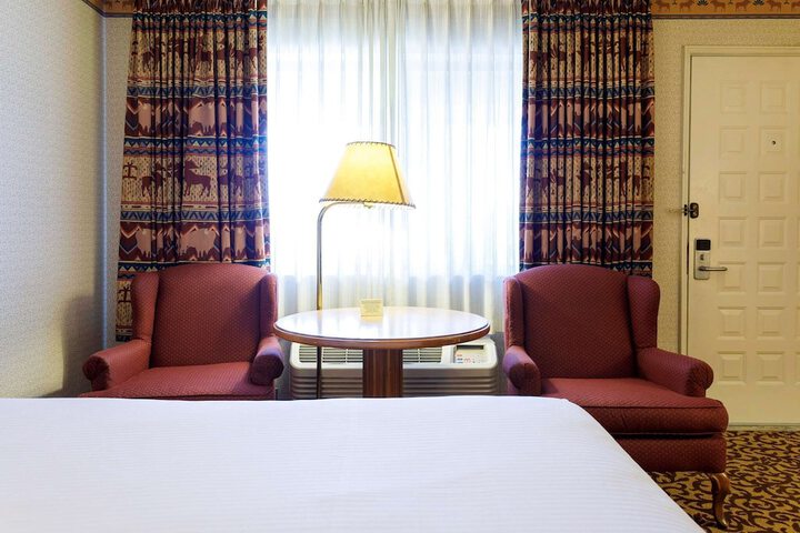 Room 48 of 67