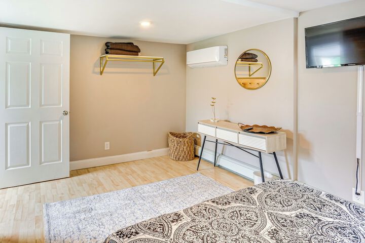 Fenced Backyard Grill & Deck: Bernville Home!