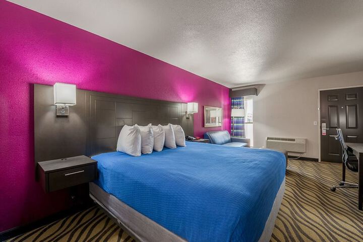 Stratford House Inns - Edmond