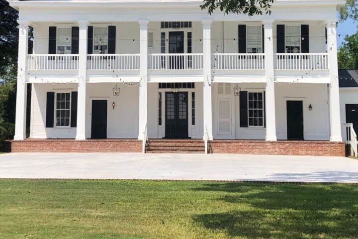Historic Antebellum Manor