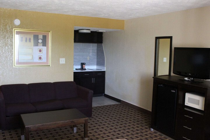Room 13 of 49