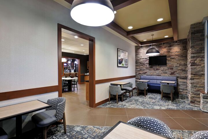 Hyatt Place San Antonio–North / Stone Oak