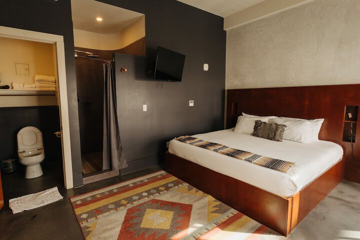 Room 35 of 51