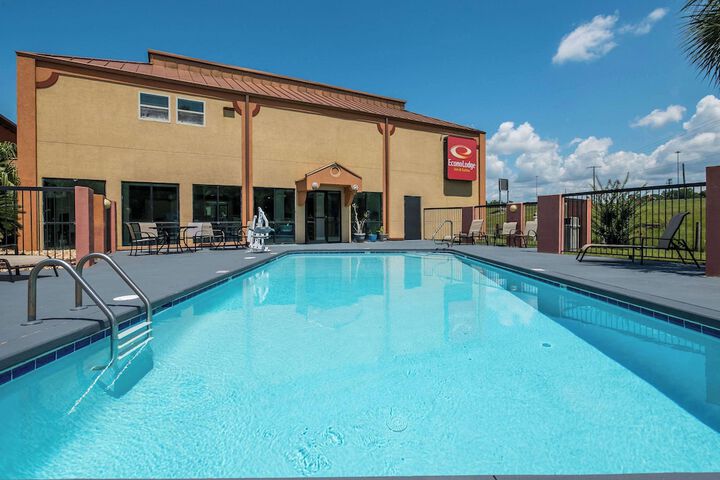 Econo Lodge Inn & Suites Diamondhead