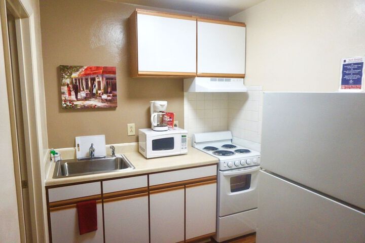 Room 32 of 50