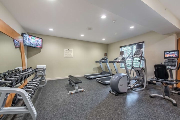 Homewood Suites by Hilton Oxnard / Camarillo