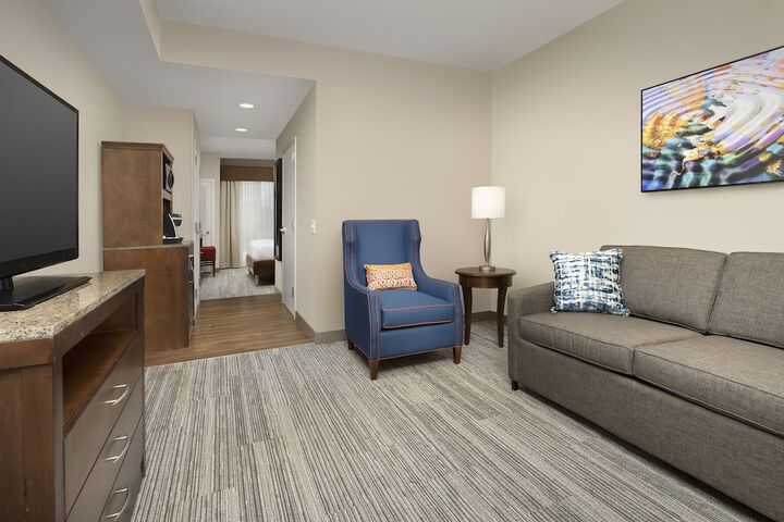 Room 18 of 48