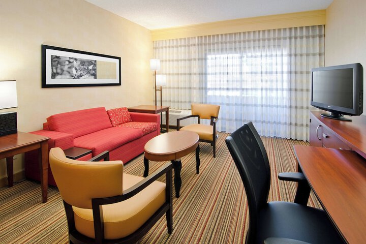 Room 16 of 30