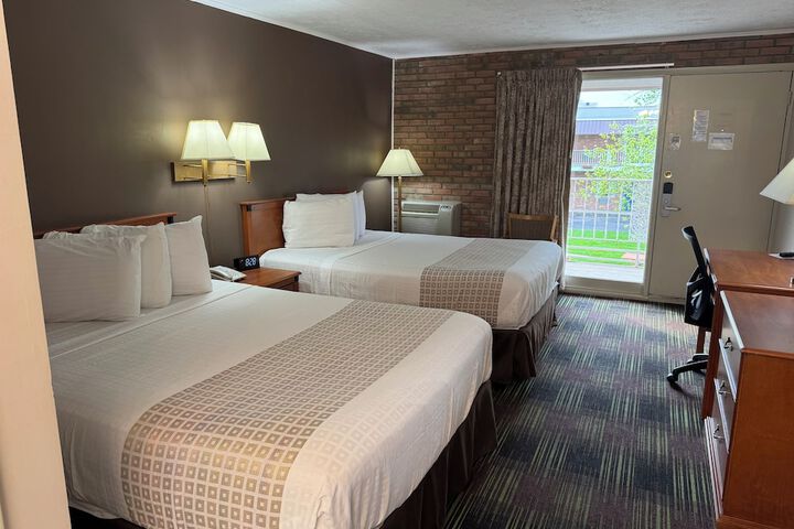 South Shore Inn