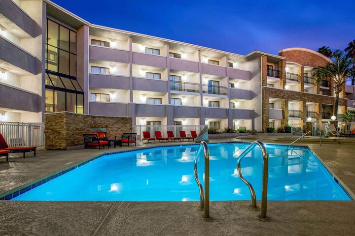 La Quinta Inn & Suites by Wyndham Pomona