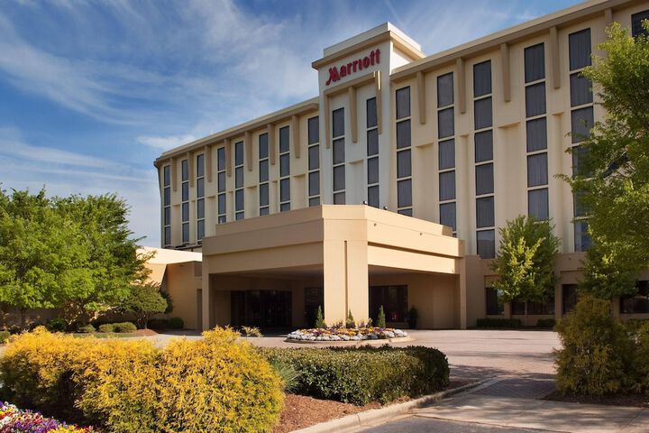 Hotel 7 of 64