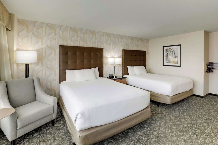 Room 43 of 66